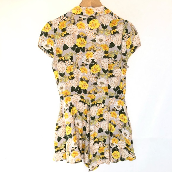 Urban Outfitters Kimchi Blue Floral Romper Sz 2 - Picture 3 of 7